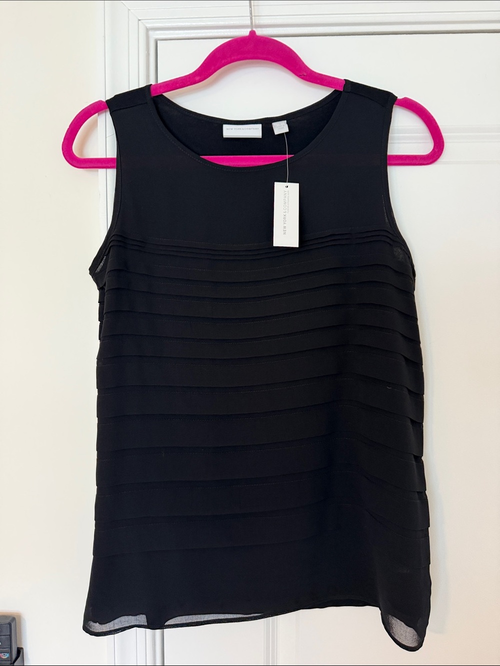 NWT New York & Company Sleeveless Layered Tank Top